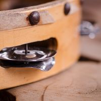 Tambourine -Ricarda Raabe